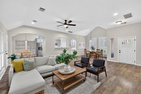 4239 Hearthside Drive Grapevine TX 76051