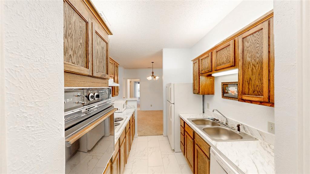 Cantor Park Condo - Residential