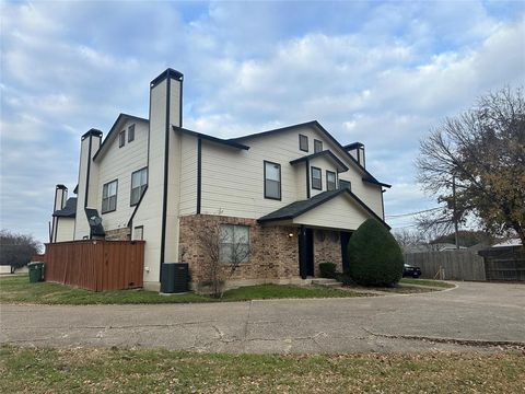 5904 Holiday Lane Unit B, North Richland Hills, TX 76180 - #: 20843056