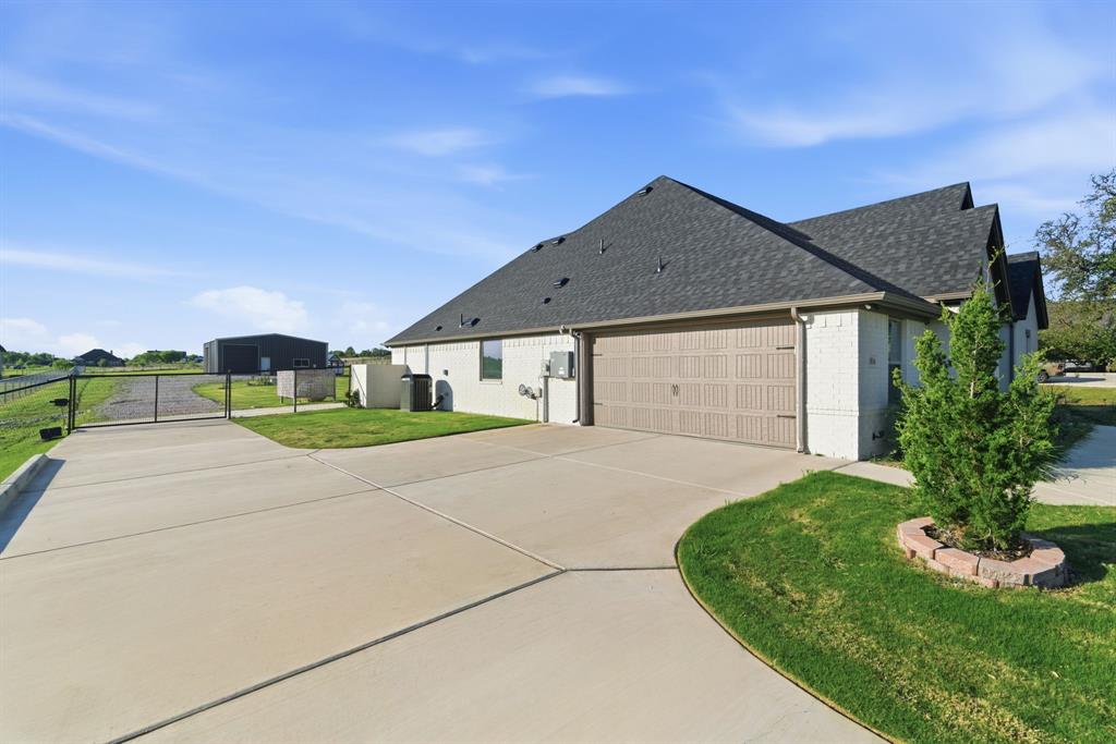 Paradise Meadows Pc - Residential