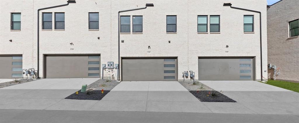 1187 Doris May Drive