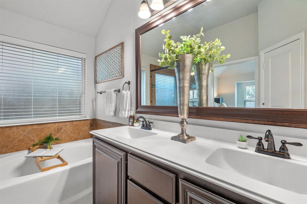 Azalea Village At Sa - Residential