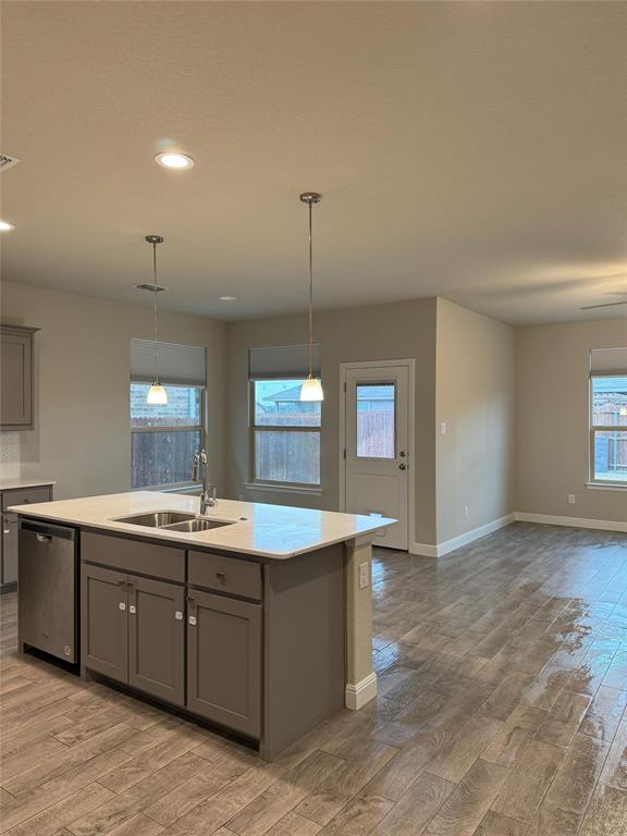 Trails Elizabeth Crk - Residential Lease