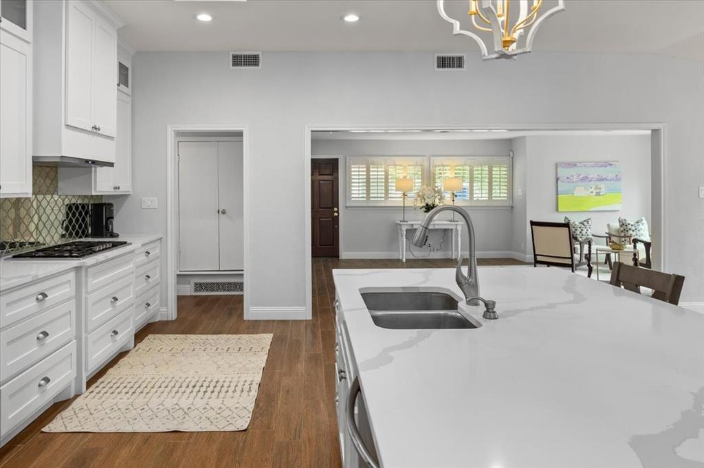 Country Club Heights - Residential