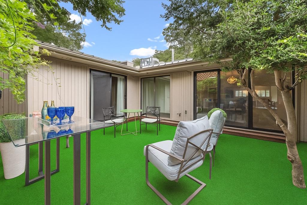 Country Club Heights - Residential