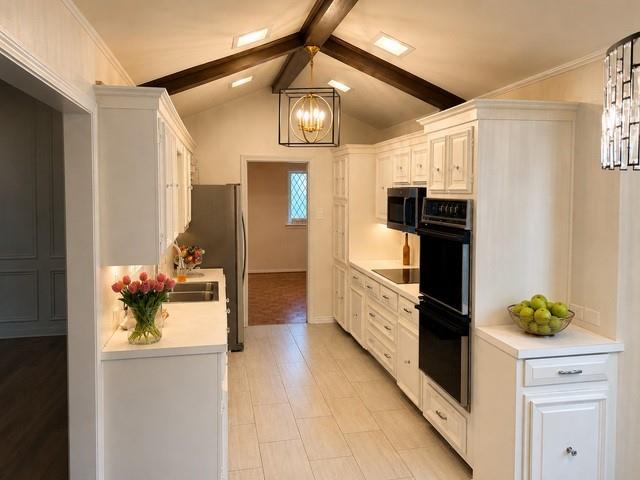 7205 La Manga Drive