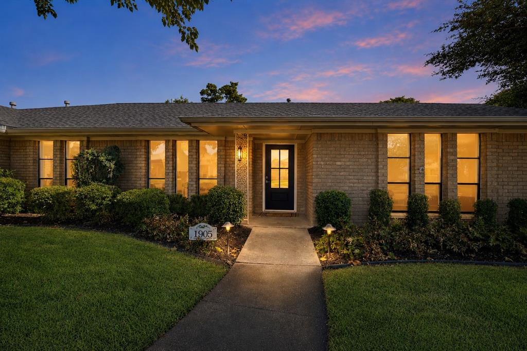1905 Midcrest Drive