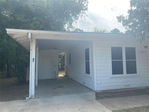 A home in Mineral Wells