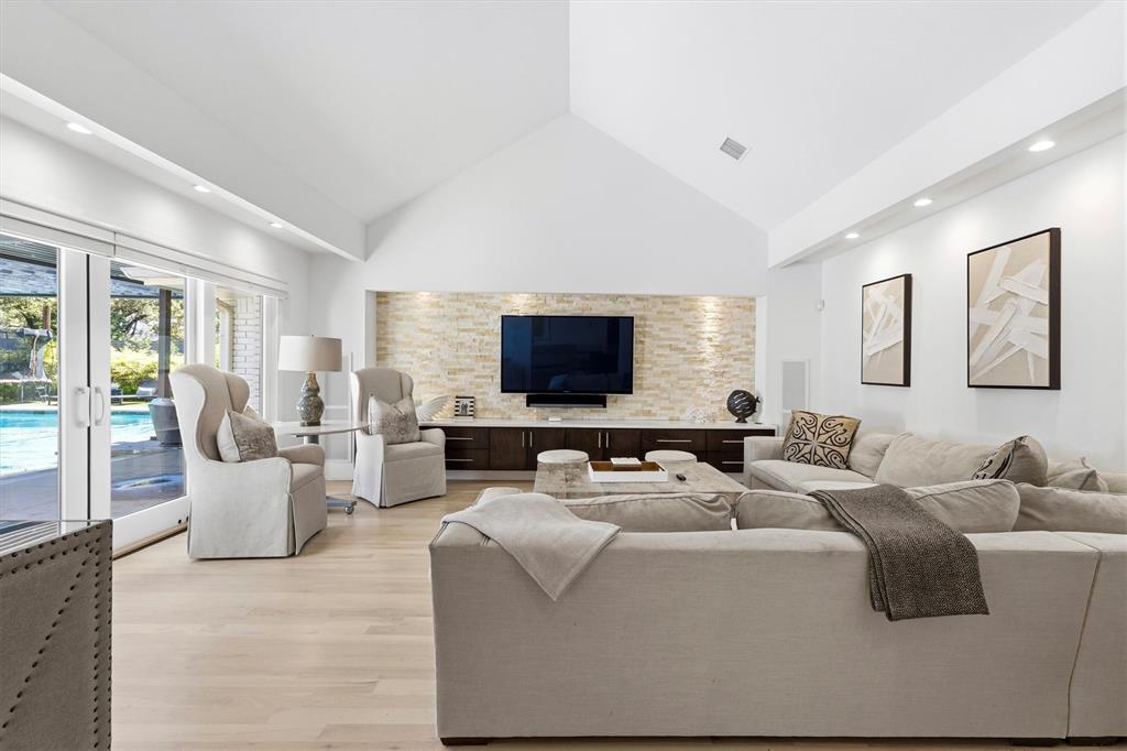 Northhaven Manor - Residential