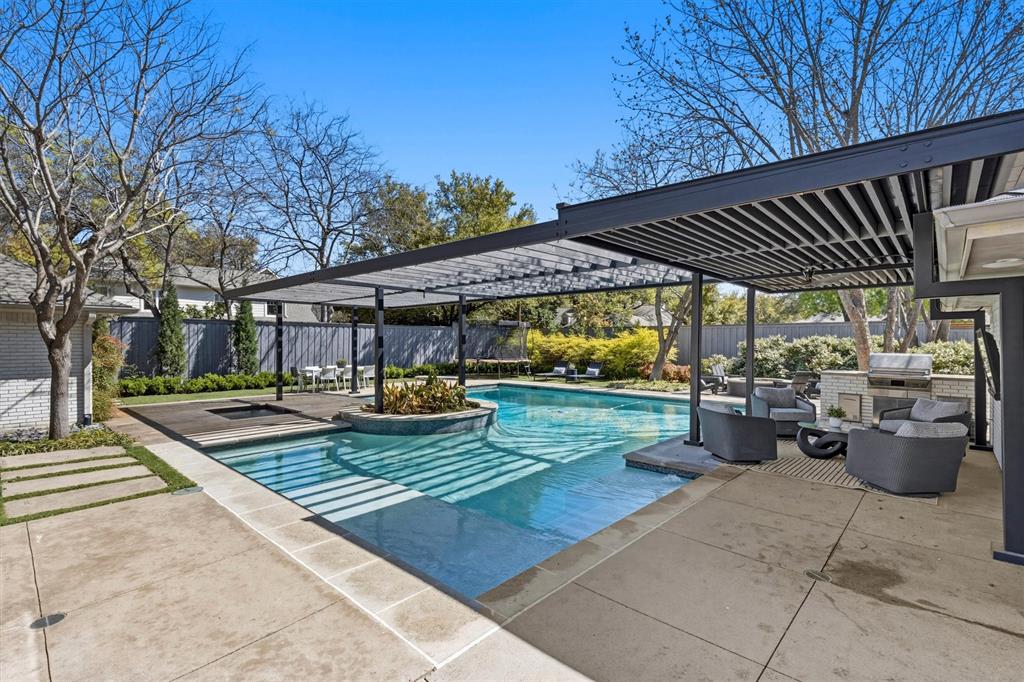 Northhaven Manor - Residential