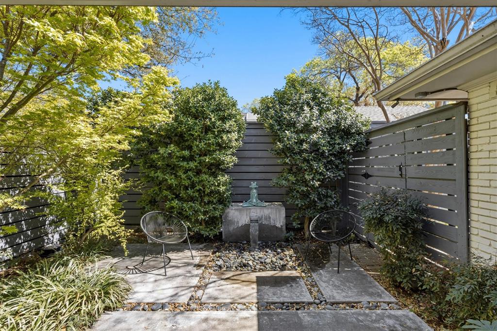 Northhaven Manor - Residential