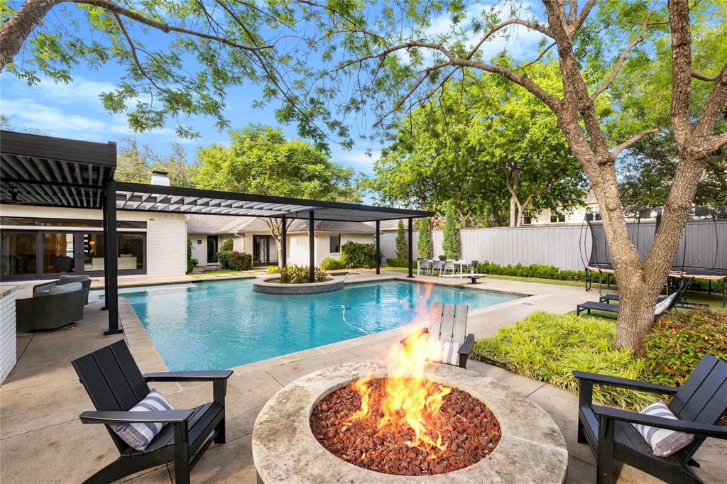 4418 Crooked Lane