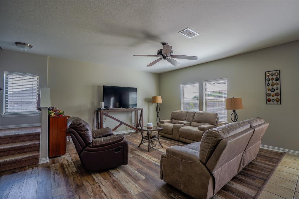 2901 Pacifico Way