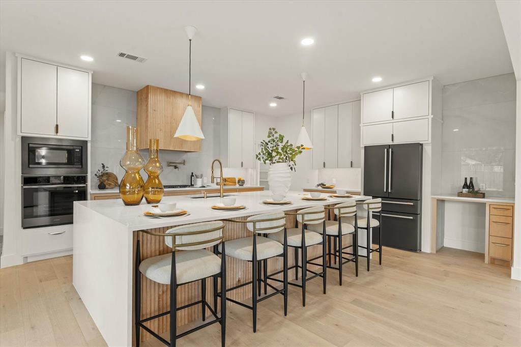 7210 Baxtershire Drive