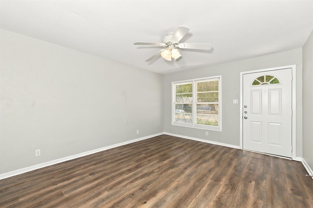 Photo of 549 Lorna Street, Burleson, TX 76028 (MLS # 21392606)