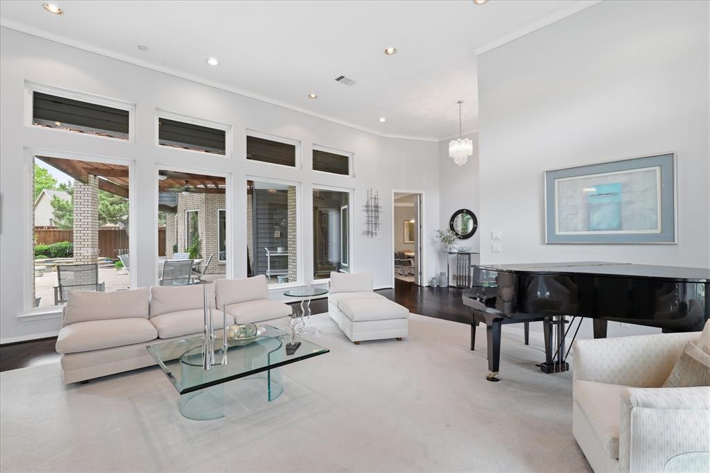 5872 Bridle Bend Court