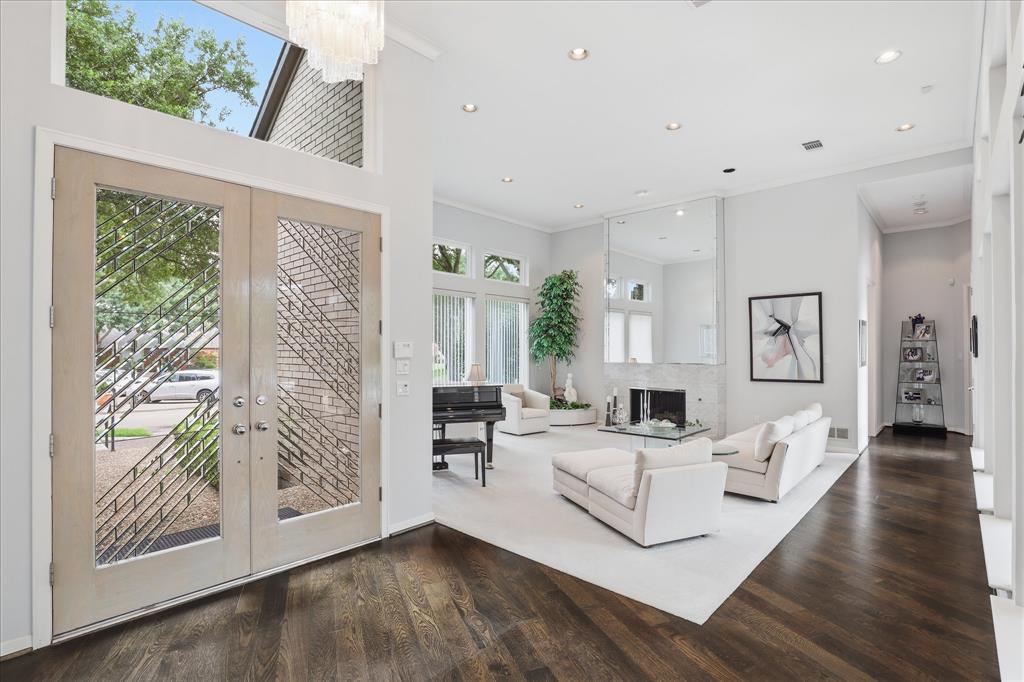 5872 Bridle Bend Court