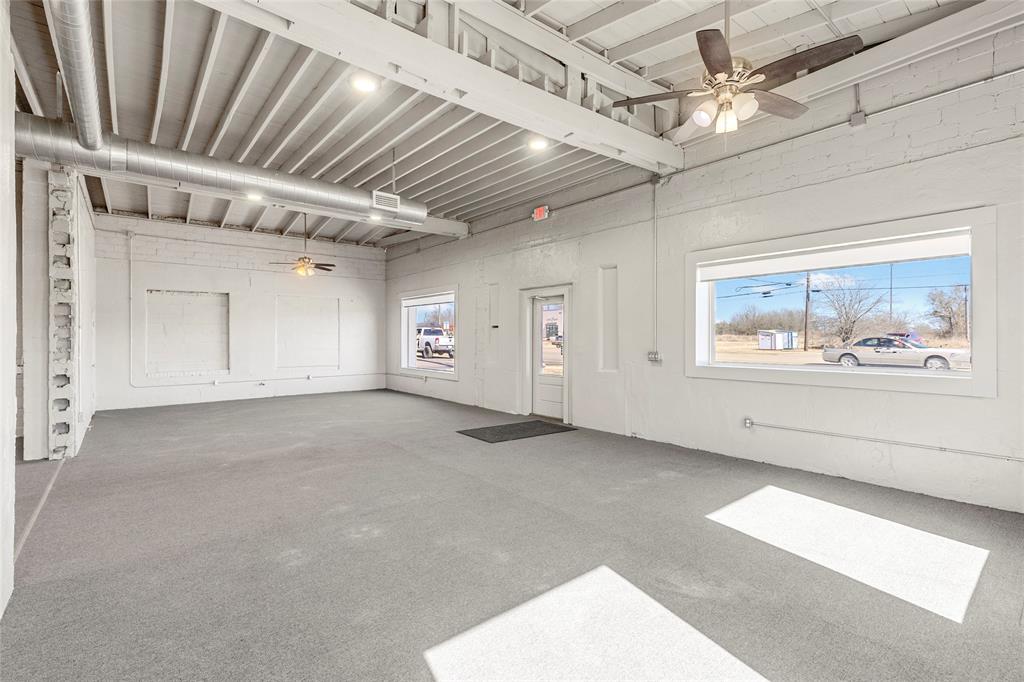 City Of Paris - Commercial Sale