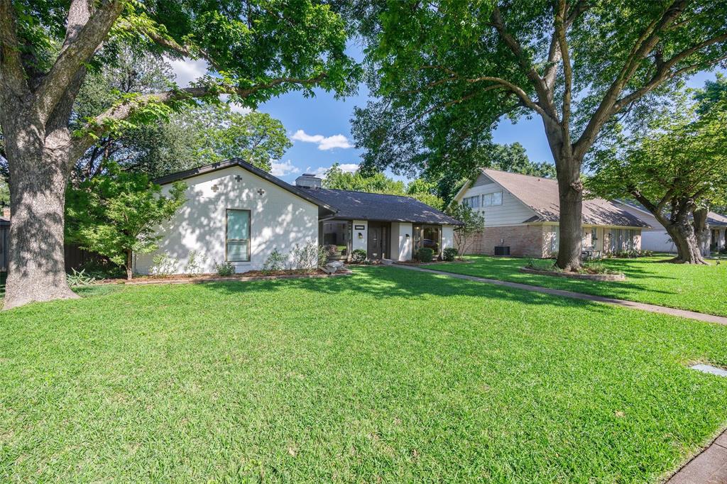 2110 Flat Creek Drive