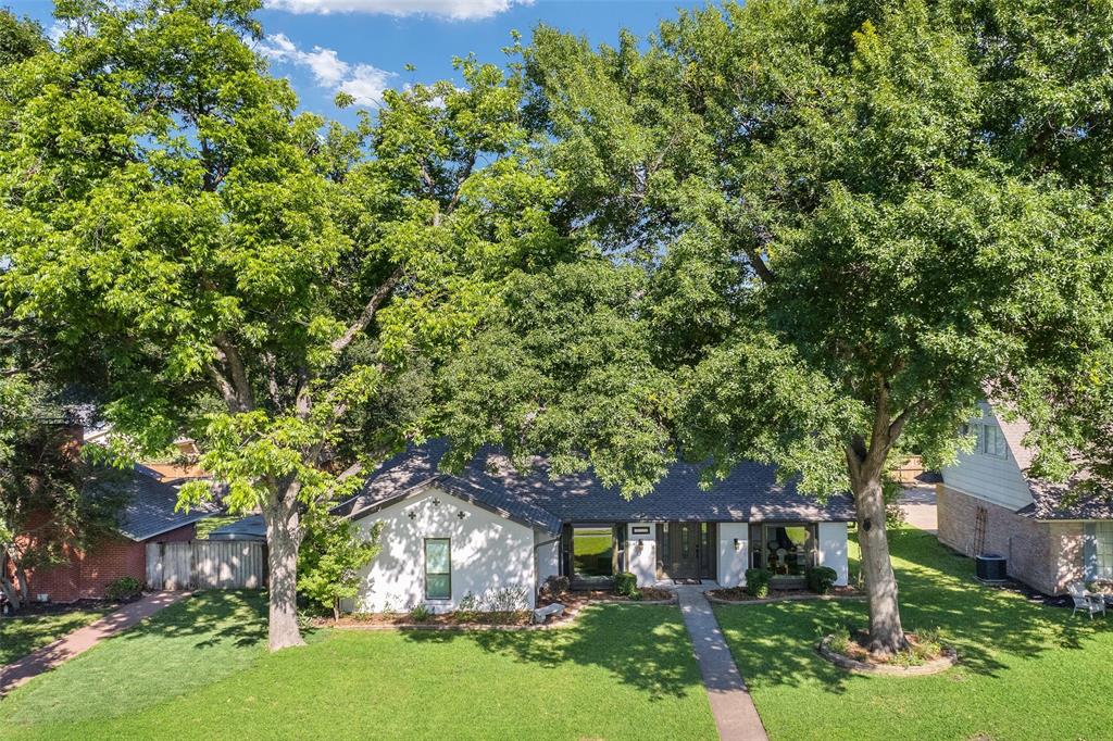 2110 Flat Creek Drive