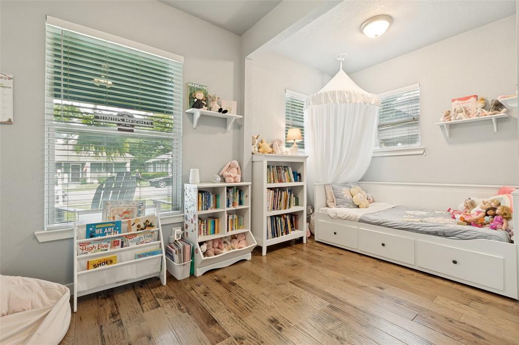 Junius Heights - Residential