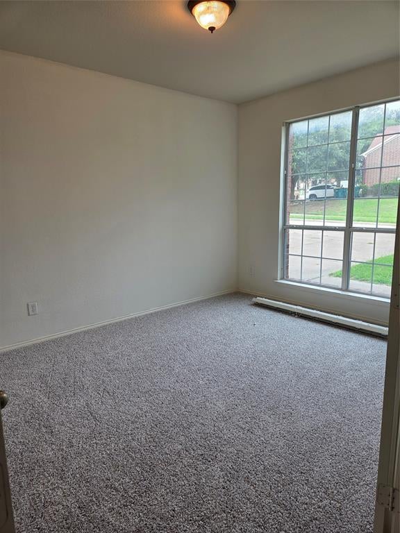 662 OAK CREEK Drive