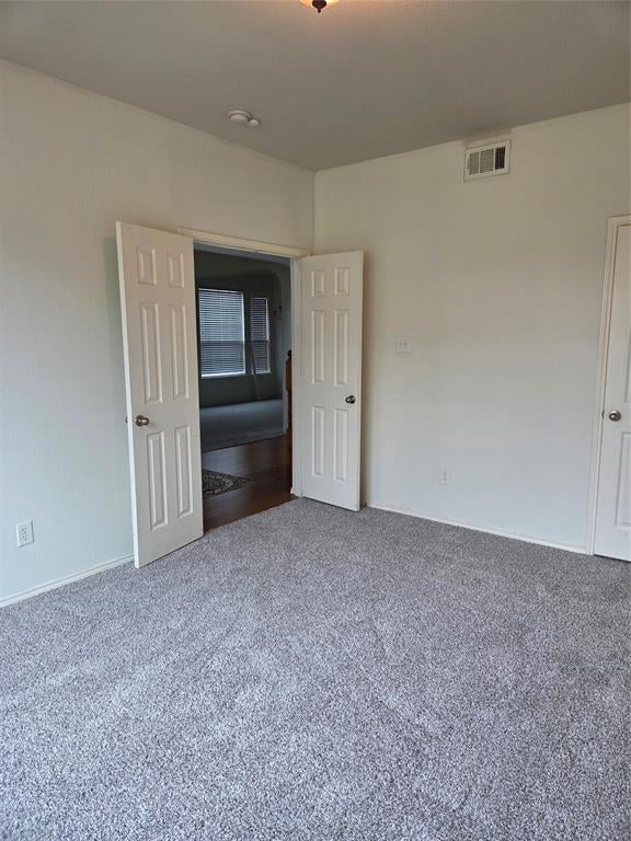662 OAK CREEK Drive