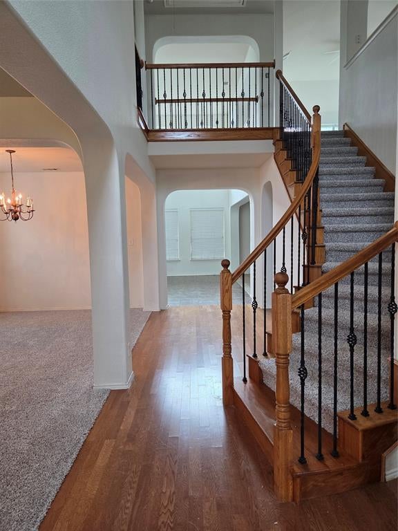 662 OAK CREEK Drive