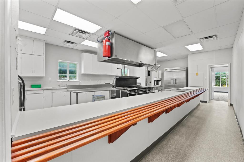 Hyde-Jennings Sub - Commercial Sale