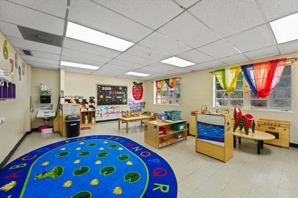 Hyde-Jennings Sub - Commercial Sale