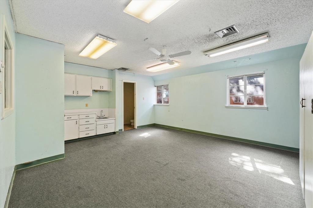 Hyde-Jennings Sub - Commercial Sale