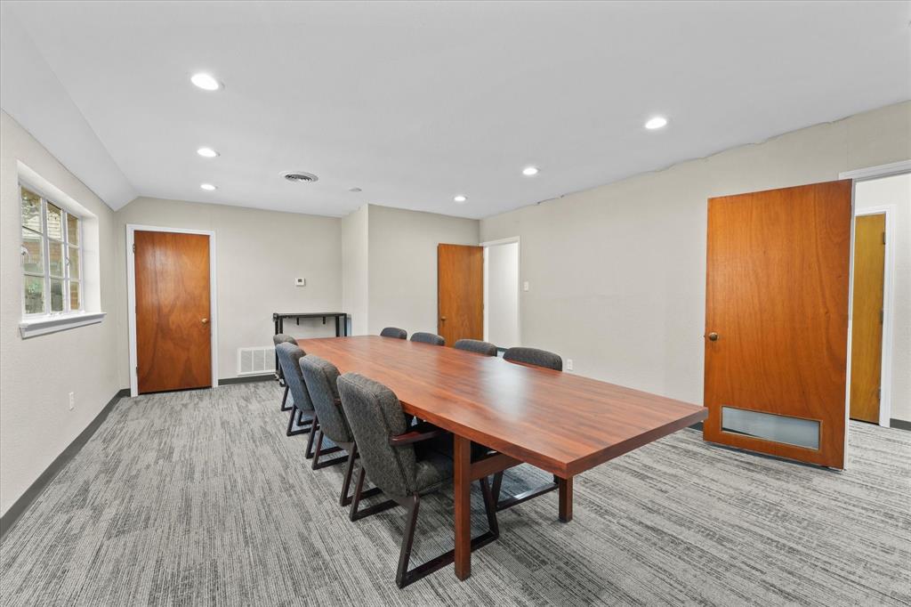 Hyde-Jennings Sub - Commercial Sale