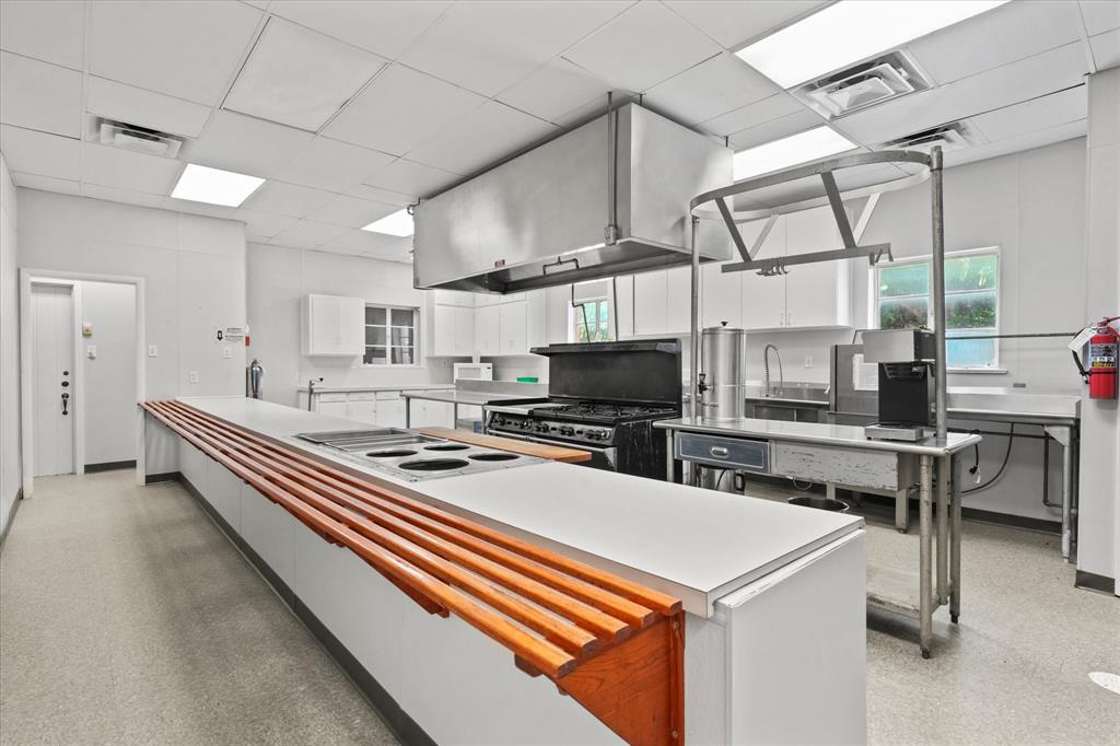 Hyde-Jennings Sub - Commercial Sale