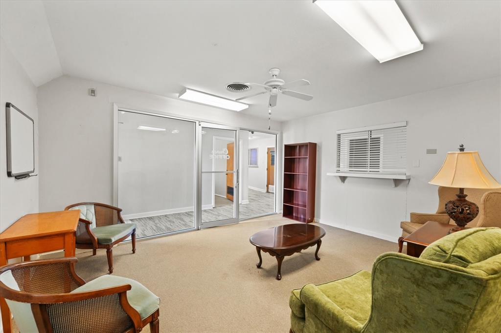 Hyde-Jennings Sub - Commercial Sale