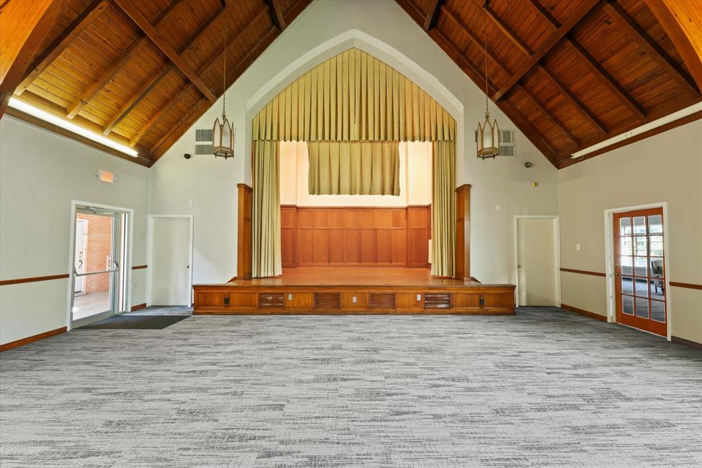 Hyde-Jennings Sub - Commercial Sale