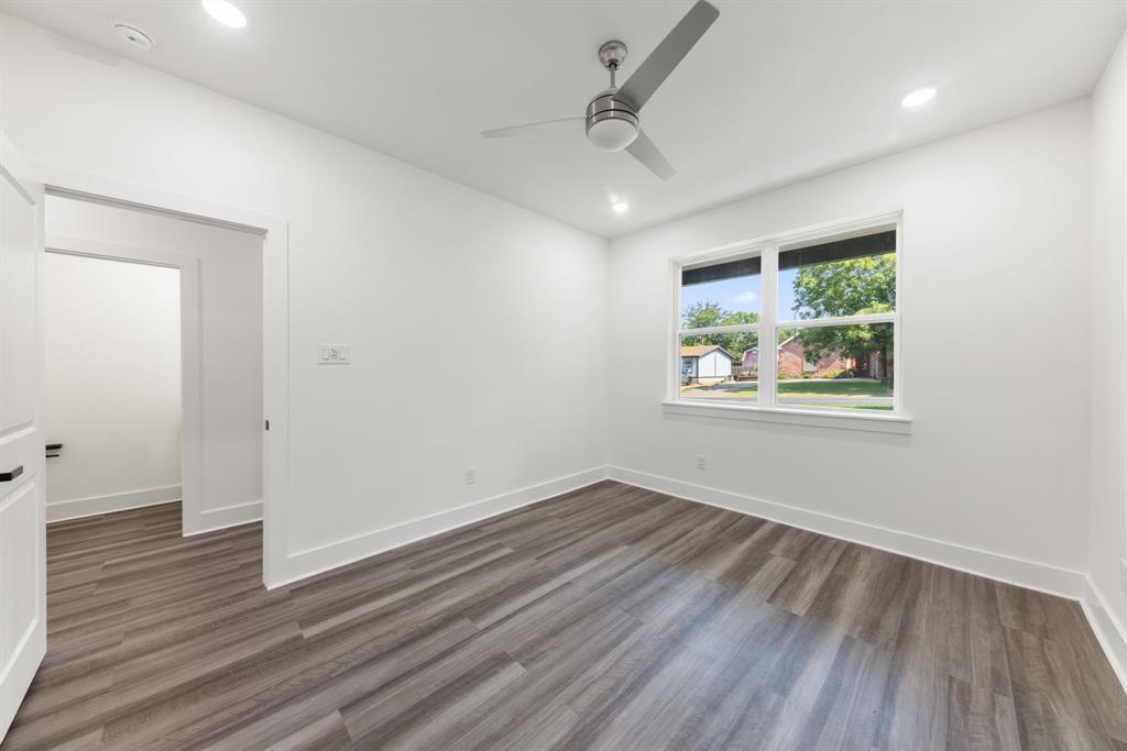 Merrifield Manor - Residential