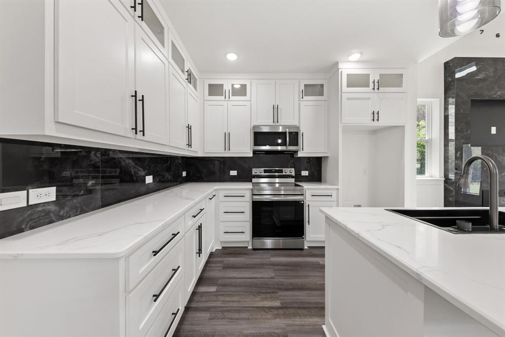 Merrifield Manor - Residential