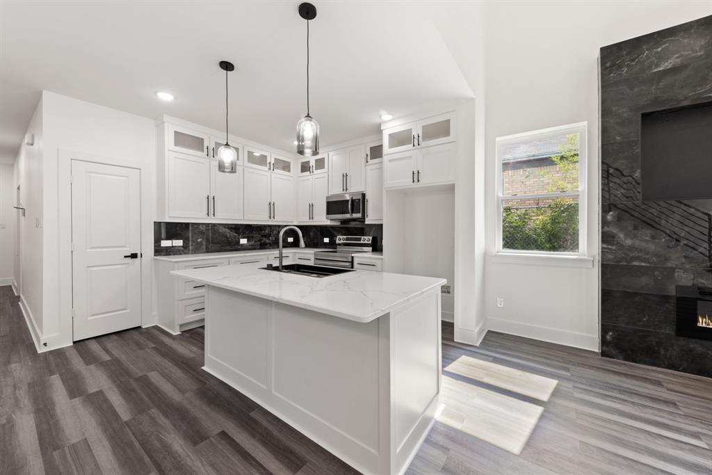 Merrifield Manor - Residential