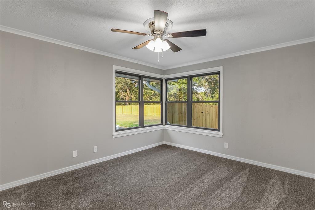 Shreveport, Louisiana 71107, United States, 4 Bedrooms Bedrooms, ,3 BathroomsBathrooms,Residential,Active,40079