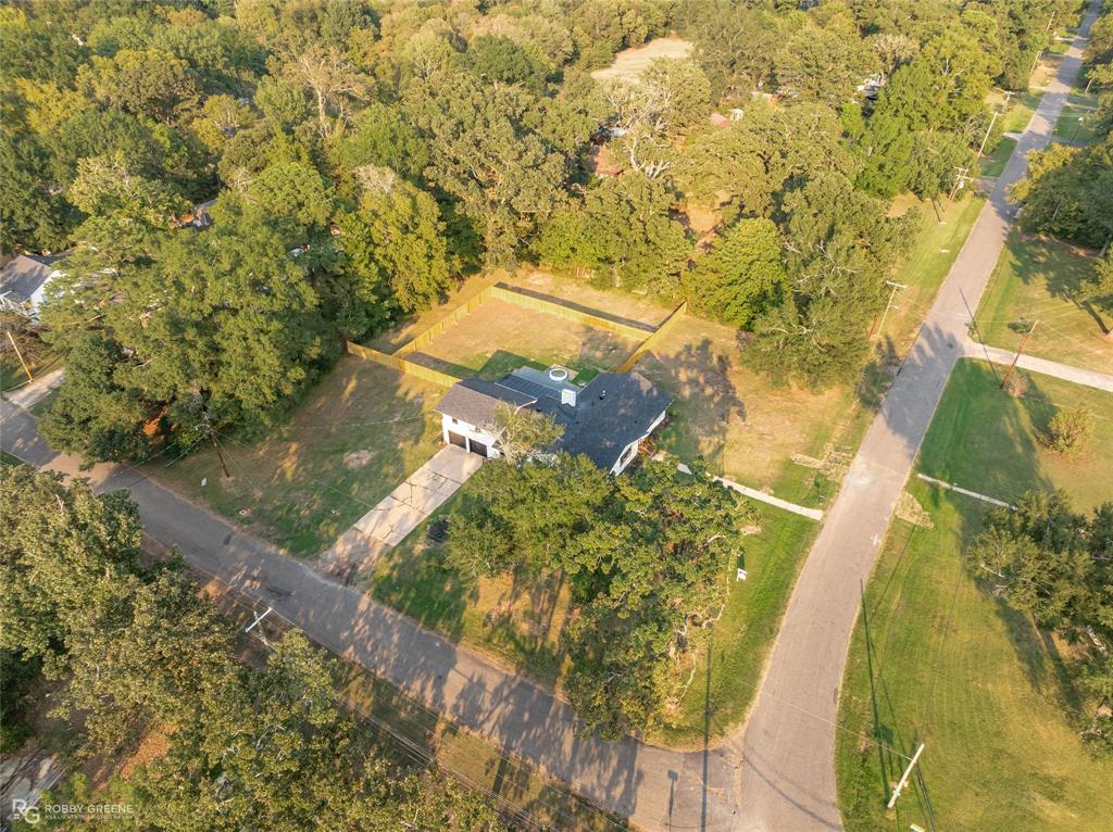 Shreveport, Louisiana 71107, United States, 4 Bedrooms Bedrooms, ,3 BathroomsBathrooms,Residential,Active,40079