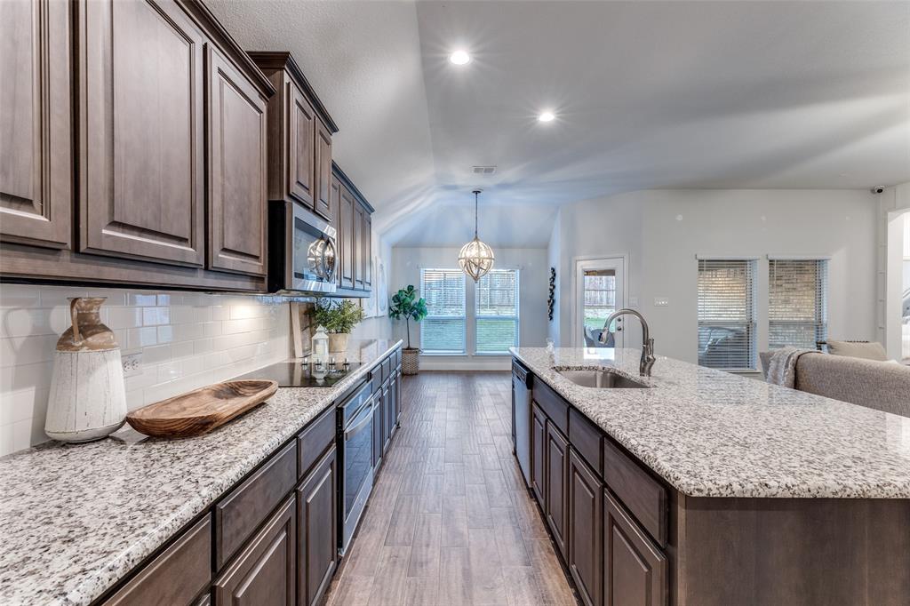 Live Oak Creek - Residential