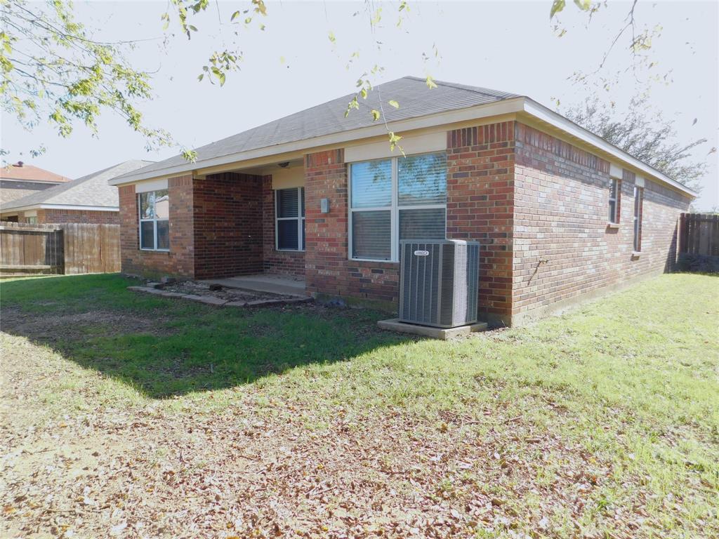 Quail Run Ph 3 Sanger - Residential Lease