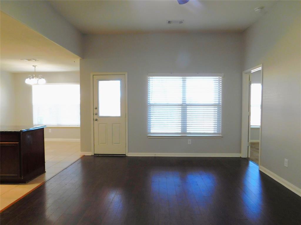 Quail Run Ph 3 Sanger - Residential Lease