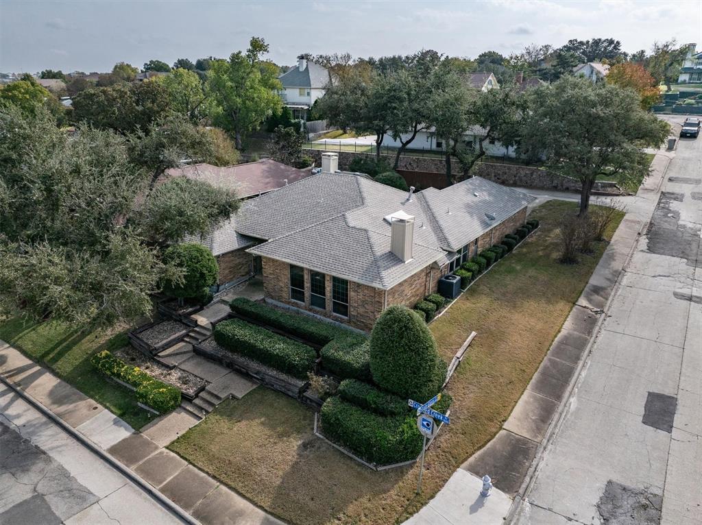 1636 Crooked Creek Drive