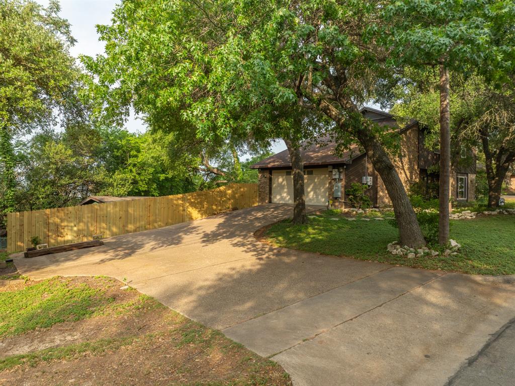 2612 Rockview Drive