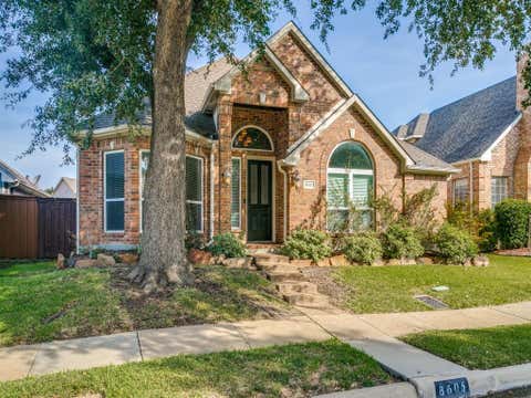 Photo of 8605 Wellington Point Drive, Irving, TX 75063 (MLS # 21345908)