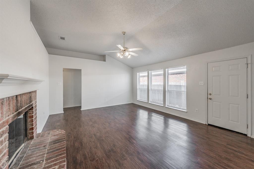 6501 Riverwater Trail