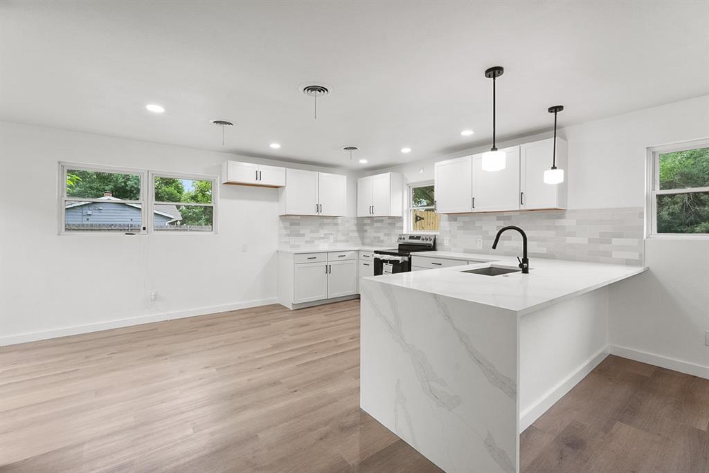 861 Woodcrest Drive