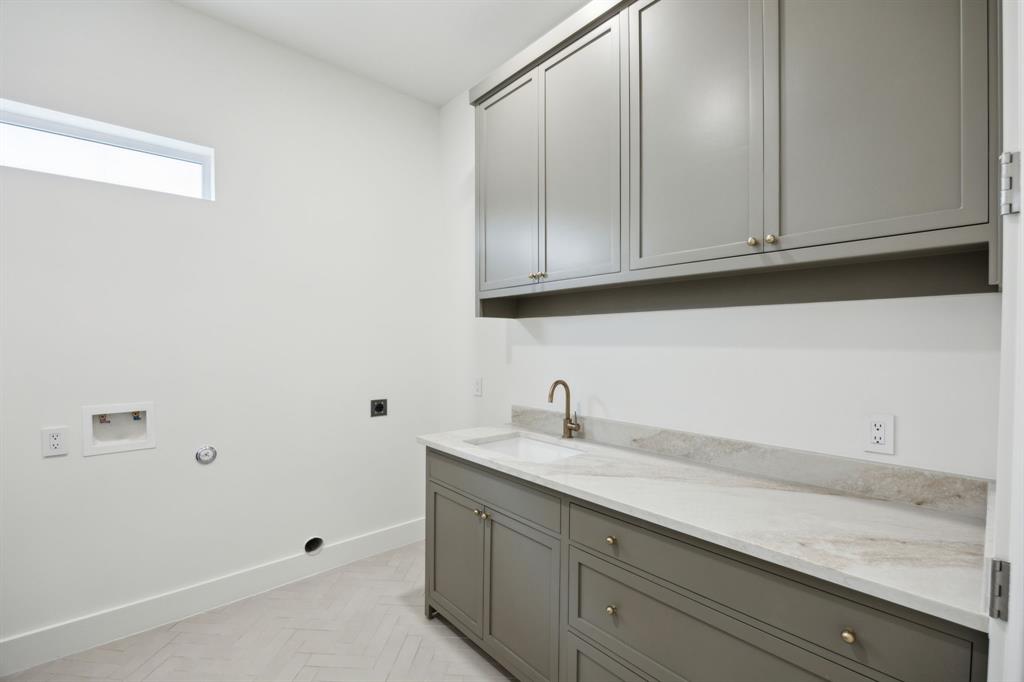 EDGEMONT PARK - Residential