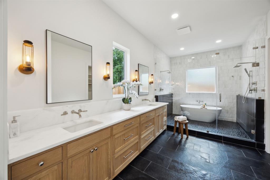 EDGEMONT PARK - Residential